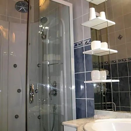 Murmure Des Buis Bed & Breakfast 3*